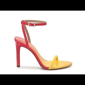 💗💛 Two-toned Ankle Strap Heeled Sandal 💛💗